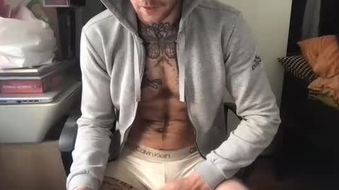 Snapshot of brianmuscle chatting on 03/15/26, 08:53 Brian online show from 03/15/26, 08:53