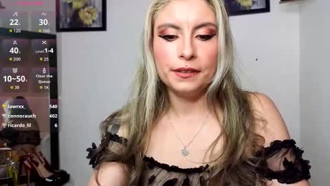 Snapshot of brianna_smoke chatting on 10/17/25, 04:09 brianna online show from 10/17/25, 04:09