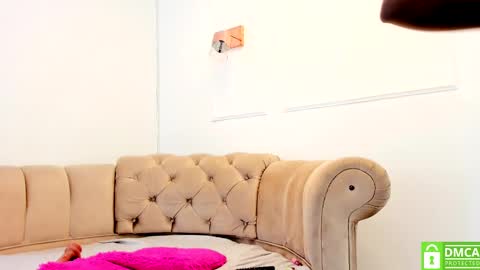 Snapshot of briannaduque chatting on 02/11/25, 04:35 Brianna online show from 02/11/25, 04:35