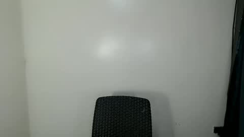 Snapshot of briannasexyslutt_ chatting on 05/04/26, 03:35 briannasexyslutt_ online show from 05/04/26, 03:35
