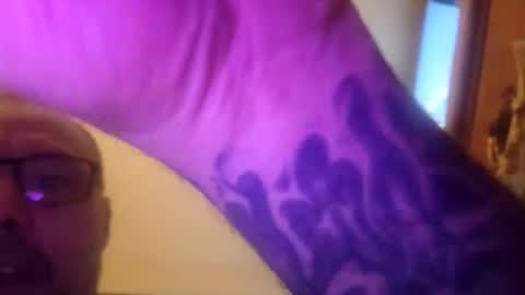 Snapshot of bridgesanthony06 chatting on 11/17/25, 10:21 bridgesanthony06 online show from 11/17/25, 10:21