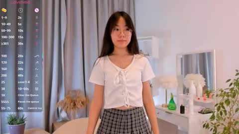 Hanna online show from 11/12/25, 01:06