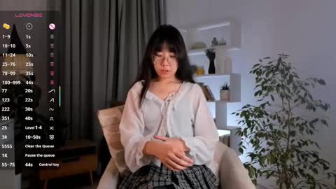 Hanna online show from 11/30/25, 01:09