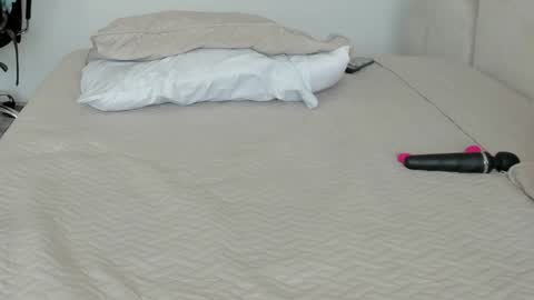    online show from 01/18/25, 08:19