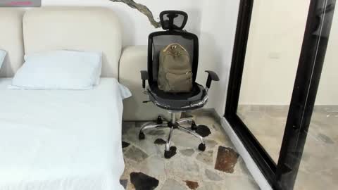    online show from 03/09/25, 12:31