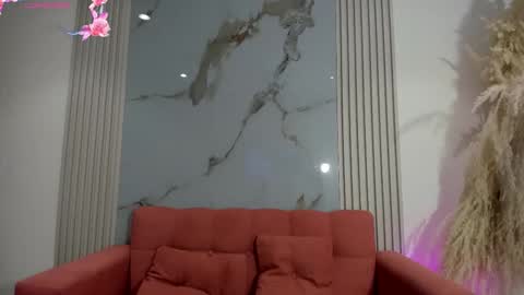    online show from 09/28/25, 12:43