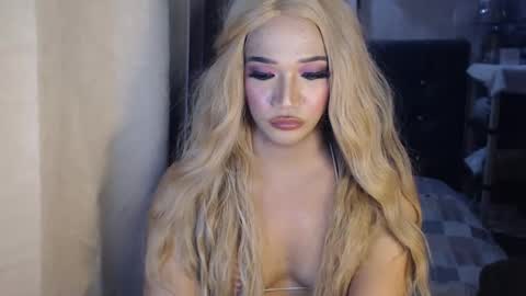 Snapshot of bridgettlovesyou chatting on 12/04/24, 12:14 BRIDGETT online show from 12/04/24, 12:14