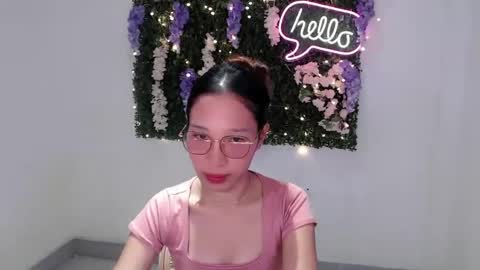 brie_belle online show from 12/29/24, 04:27