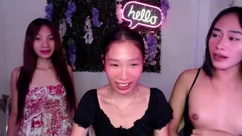 brie_belle online show from 02/18/25, 04:58