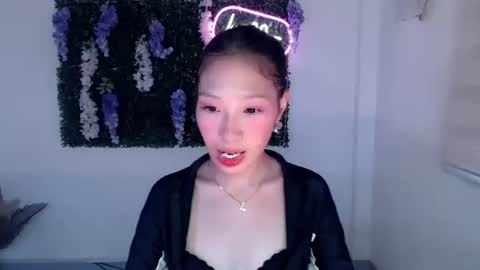 brie_belle online show from 03/04/25, 04:38