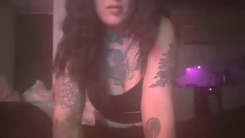 Snapshot of brie_cox chatting on 03/21/26, 05:45 Bri online show from 03/21/26, 05:45