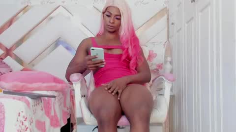 Snapshot of briggittebony chatting on 12/15/24, 06:51 BIRGGITTEBONY online show from 12/15/24, 06:51