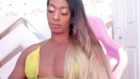 Snapshot of briggittebony chatting on 03/06/25, 09:53 BIRGGITTEBONY online show from 03/06/25, 09:53