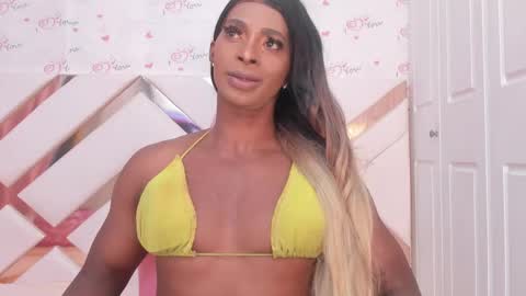 Snapshot of briggittebony chatting on 03/08/25, 06:43 BIRGGITTEBONY online show from 03/08/25, 06:43