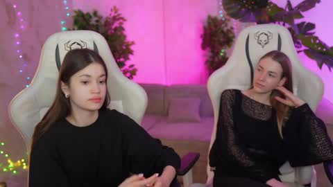 Diamonds Girls online show from 02/13/25, 02:42