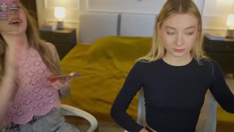 Diamonds Girls online show from 02/19/25, 11:38