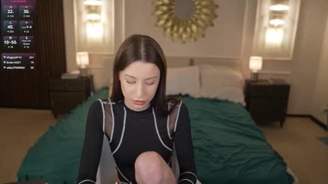 Diamonds Girls online show from 03/06/26, 09:11