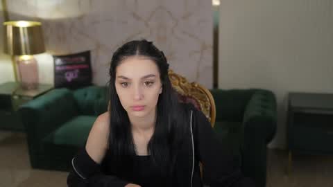 Snapshot of bright_diamonds_054 chatting on 05/27/26, 06:21 Diamonds Girls online show from 05/27/26, 06:21