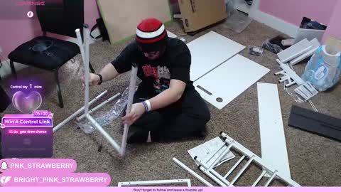 Strawberry online show from 01/27/25, 08:49