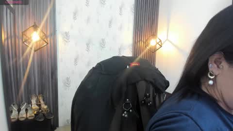 BRIGITTE online show from 12/02/25, 04:02