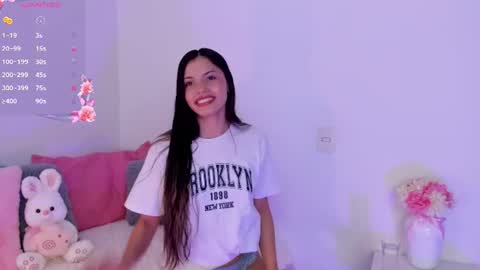 Snapshot of brisa_blue chatting on 06/17/26, 07:15 Brisa online show from 06/17/26, 07:15