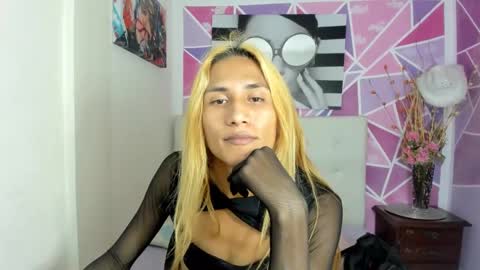 Brisa online show from 02/25/25, 01:41