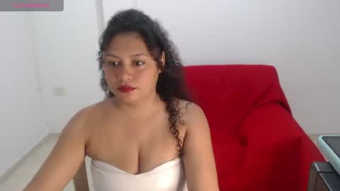 Snapshot of brisaluna chatting on 07/27/26, 04:41 brisaluna online show from 07/27/26, 04:41
