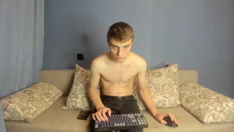 bristlebback online show from 10/22/25, 03:45