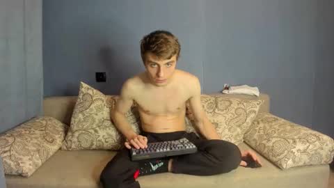 bristlebback online show from 12/01/25, 07:08