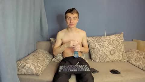 Snapshot of bristlebback chatting on 02/06/26, 06:11 bristlebback online show from 02/06/26, 06:11