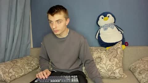 Snapshot of bristlebback chatting on 04/11/26, 04:55 bristlebback online show from 04/11/26, 04:55