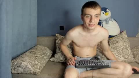 bristlebback online show from 06/10/26, 05:01