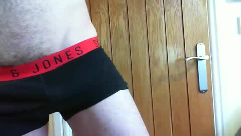 Snapshot of brit_dadbod chatting on 12/17/24, 02:11 brit_dadbod online show from 12/17/24, 02:11