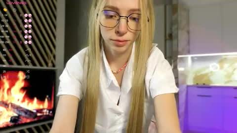 Snapshot of britakiss chatting on 09/12/25, 02:11 Brita online show from 09/12/25, 02:11