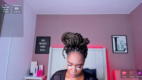 Snapshot of britanymooree chatting on 01/07/26, 07:27 Britany online show from 01/07/26, 07:27