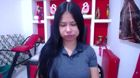 britanyx1 online show from 11/18/25, 12:31