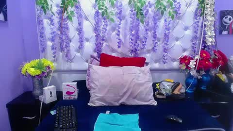 Snapshot of brithany_adms chatting on 12/06/24, 08:15 Brithany online show from 12/06/24, 08:15