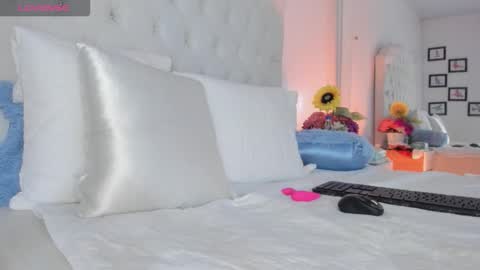 Brithany Rousee online show from 12/04/25, 03:10