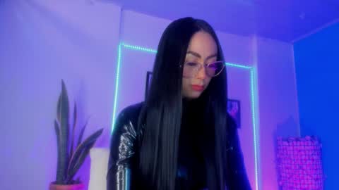 Brithany online show from 09/25/25, 02:32