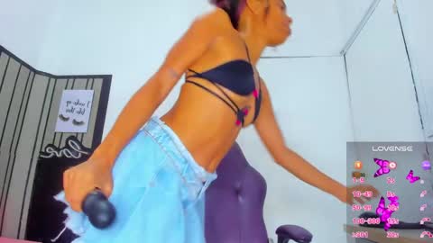 Snapshot of brithanyslim chatting on 02/03/25, 08:03 brithanyslim online show from 02/03/25, 08:03