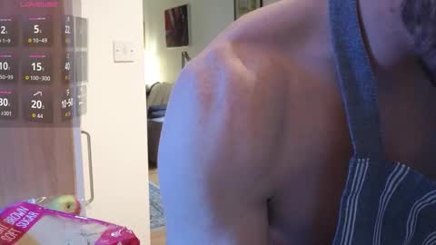 Snapshot of britishpoet chatting on 11/23/25, 05:24 Callum online show from 11/23/25, 05:24