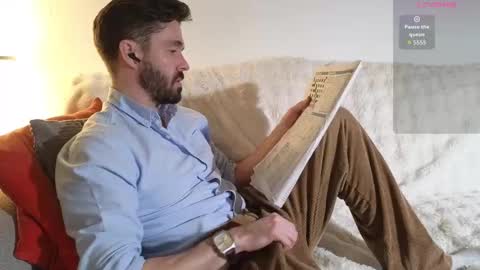 Snapshot of britishpoet chatting on 02/28/26, 07:15 Callum online show from 02/28/26, 07:15