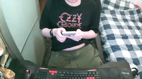 British Tom online show from 04/30/26, 11:09