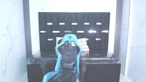 Britney  online show from 09/11/25, 02:44