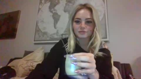 britneycherry08 online show from 06/29/26, 03:35
