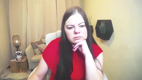 Snapshot of britneyraine chatting on 03/15/26, 07:03 britneyraine online show from 03/15/26, 07:03