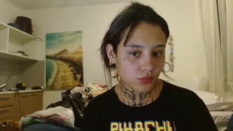 maru miaw   Please help me to reach 100 thumbs up online show from 10/17/25, 07:11