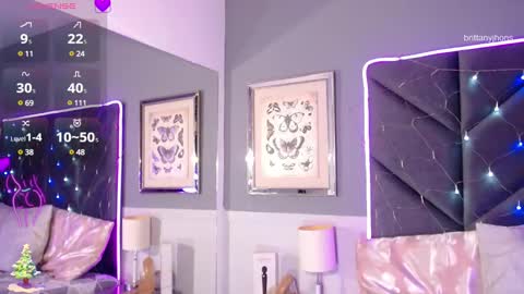 brittany 25 years old  happy as a worm  online show from 12/17/24, 02:12