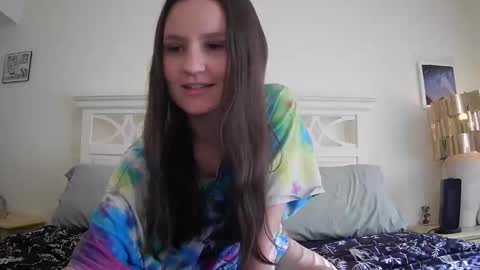 Snapshot of brittbratt24 chatting on 12/14/25, 06:45 Britt online show from 12/14/25, 06:45
