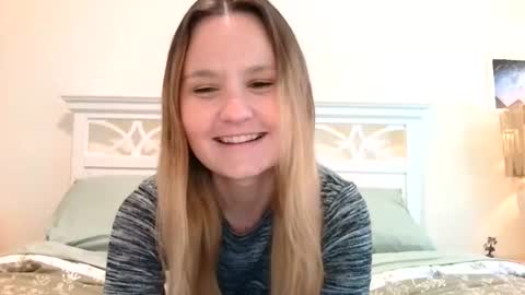 Snapshot of brittbratt24 chatting on 06/29/26, 04:18 Britt online show from 06/29/26, 04:18